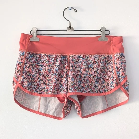 Lululemon Run: Speed Short *4-way Stretch ~ Size 6 - Picture 2 of 11